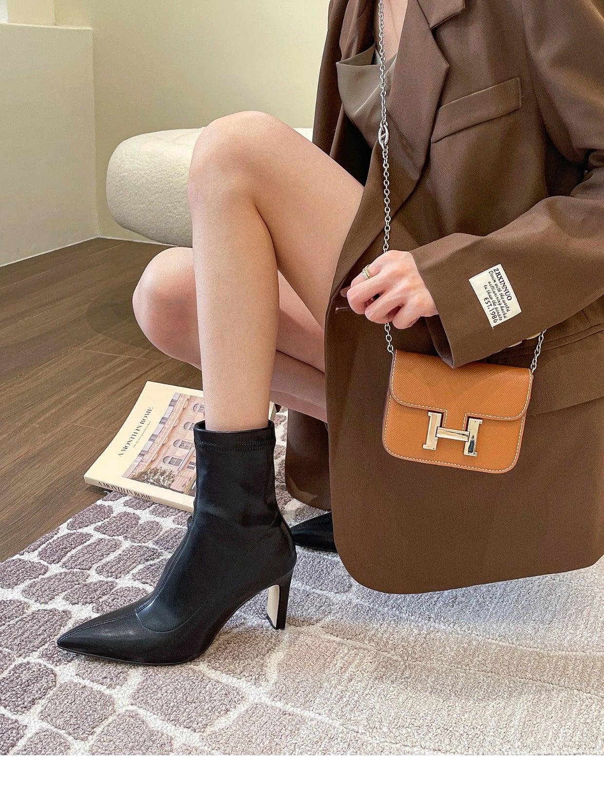 מגף מבריק לורי