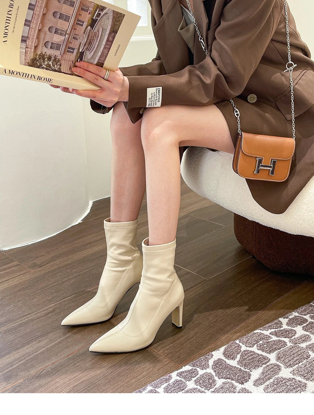 מגף מבריק לורי